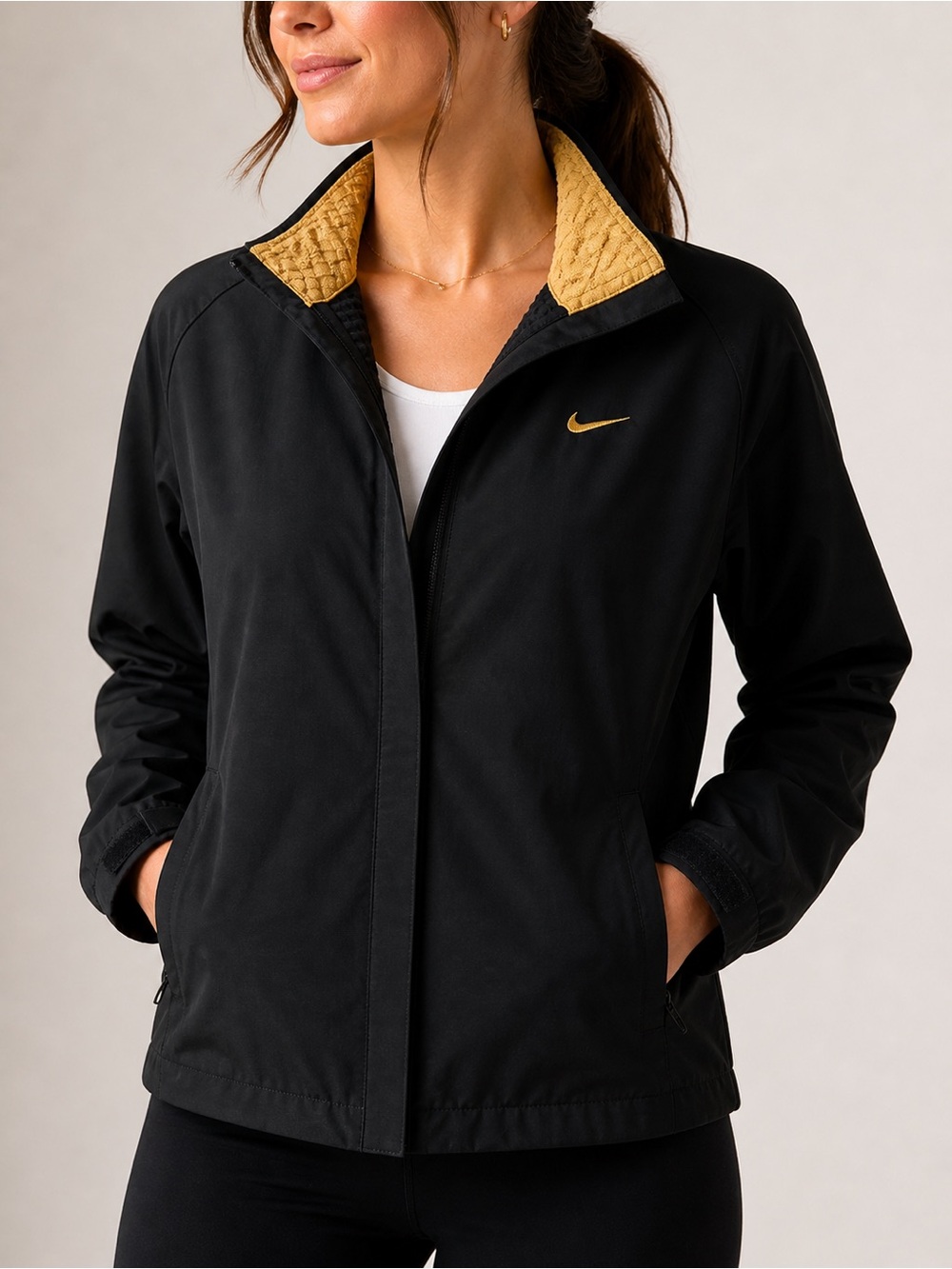 Nike Sphere Pro Jacket Black Gold Collar Zip Athletic Jacket Women’s M